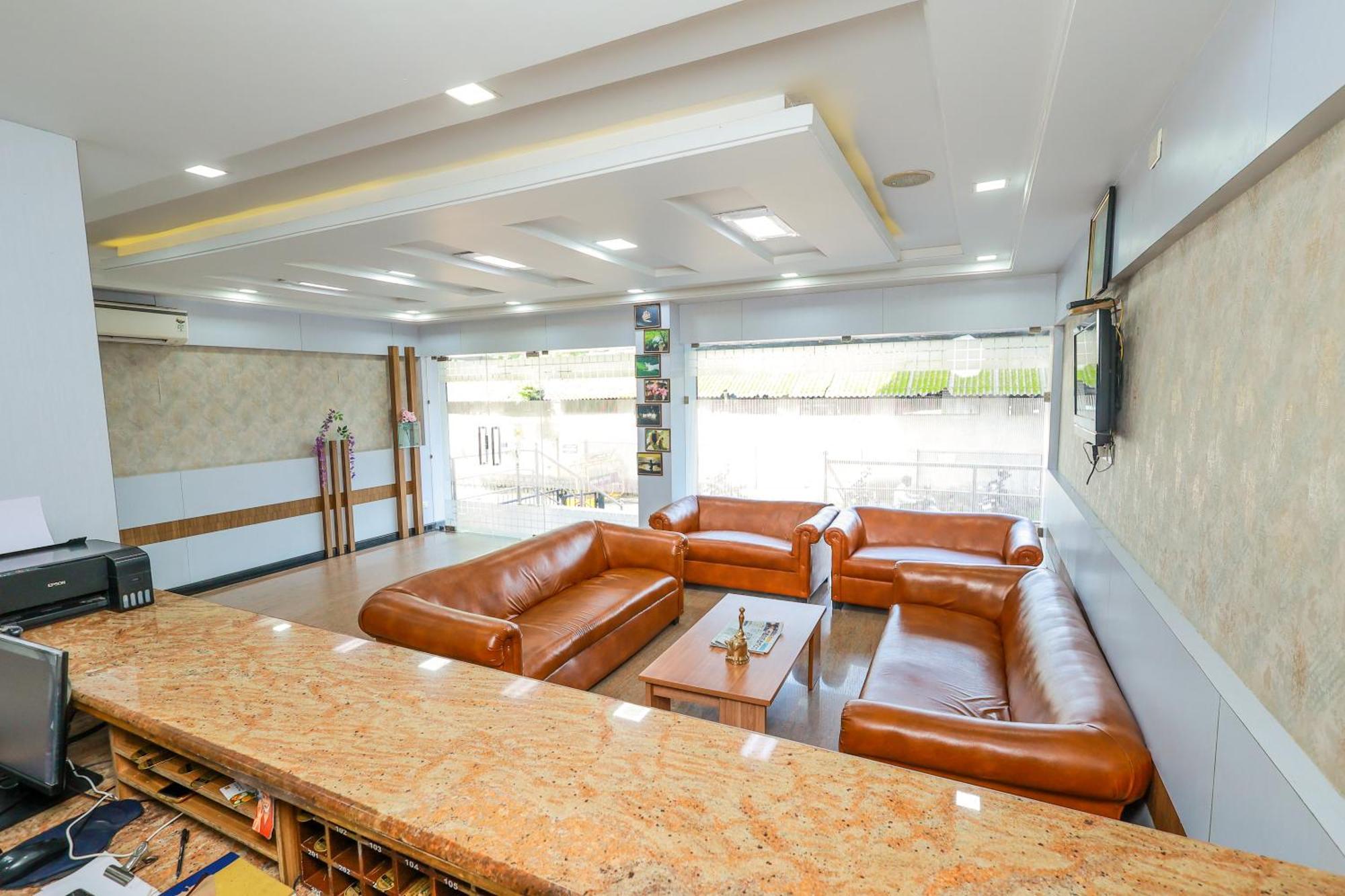Hotel Janardana Удупи Екстериор снимка