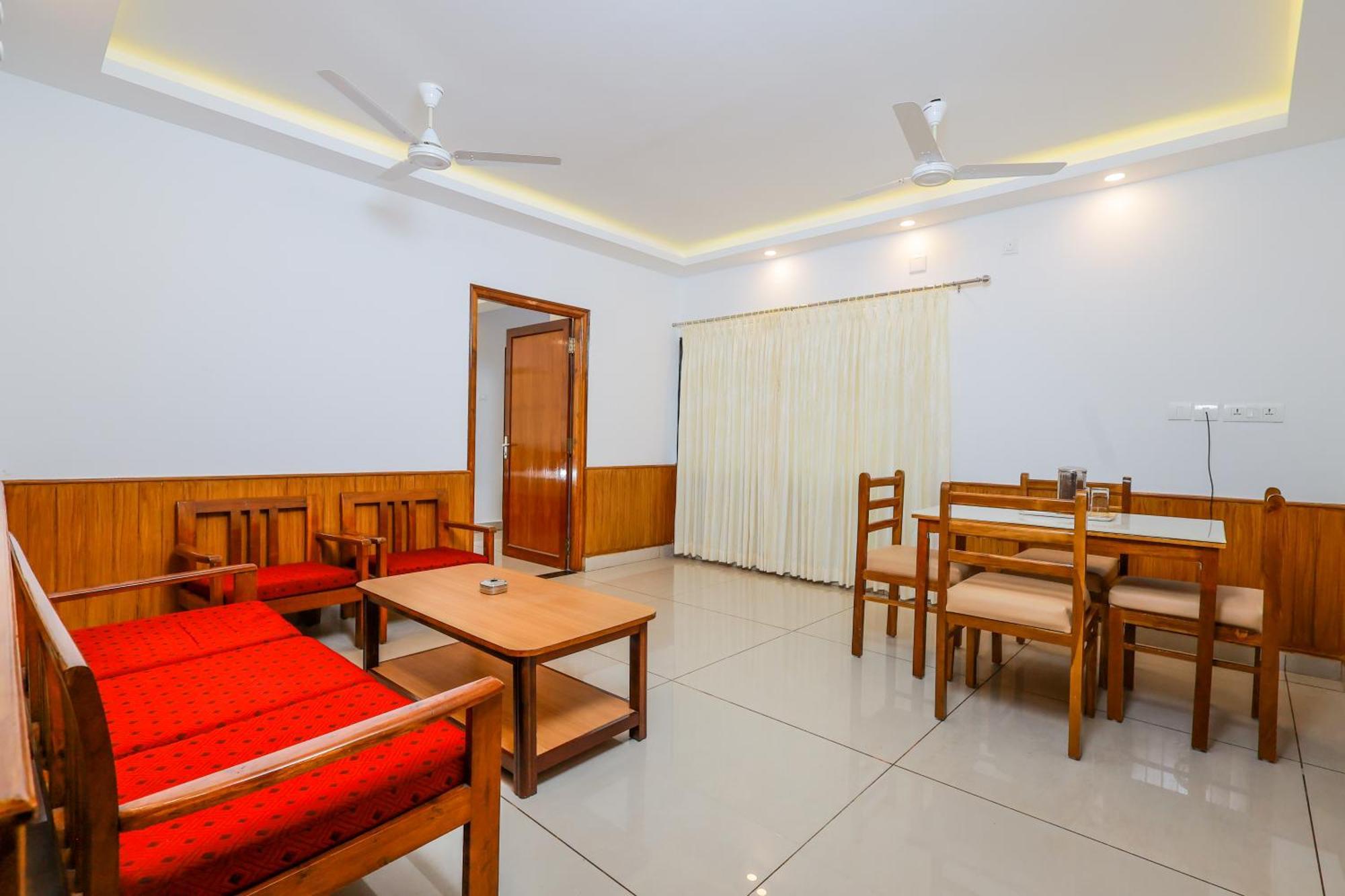 Hotel Janardana Удупи Екстериор снимка
